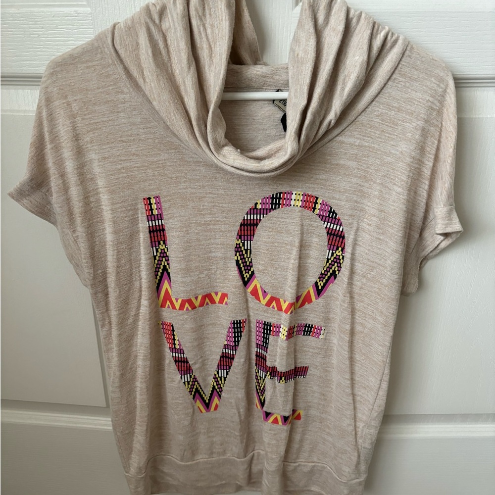 Inspired hearts love shirt size medium